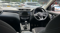 Nissan Qashqai 1.3 DiG-T N-Connecta 5dr Petrol Hatchback